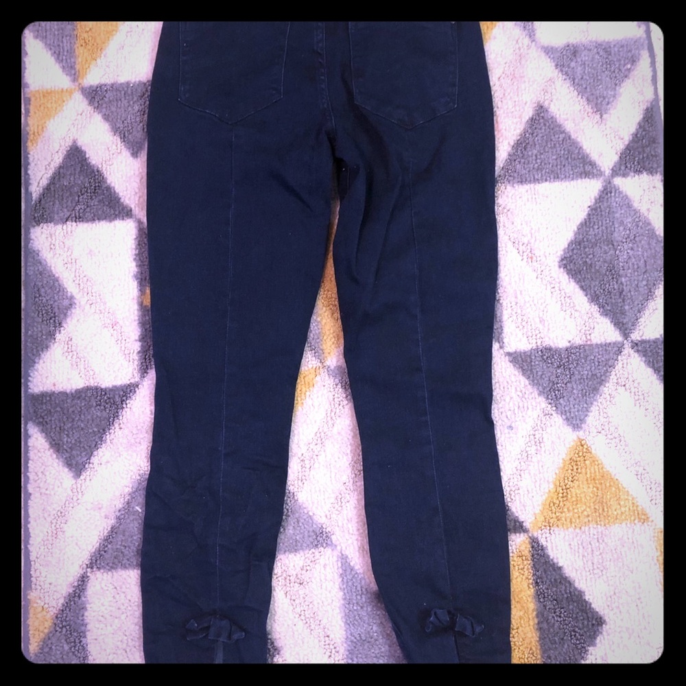 💫Cute 💫 Justfab dark blue jeans 👖 with bows 27